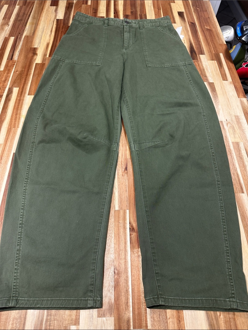 GAP Women Barrel Jeans in Olive 616